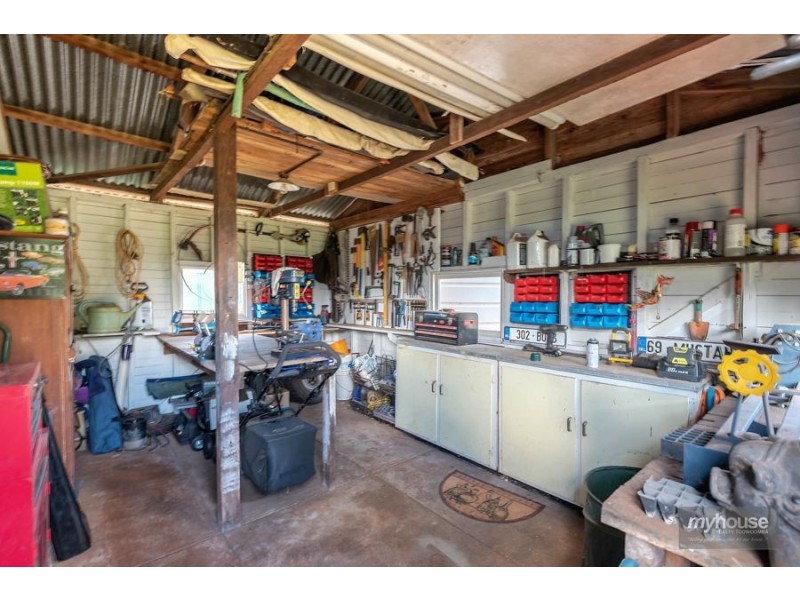 301 Tor Street, Wilsonton QLD 4350