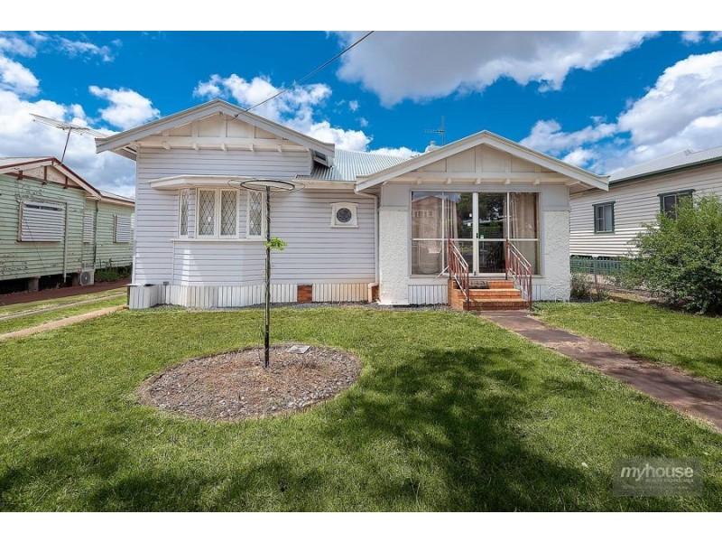 30a Anzac Avenue, Newtown QLD 4350