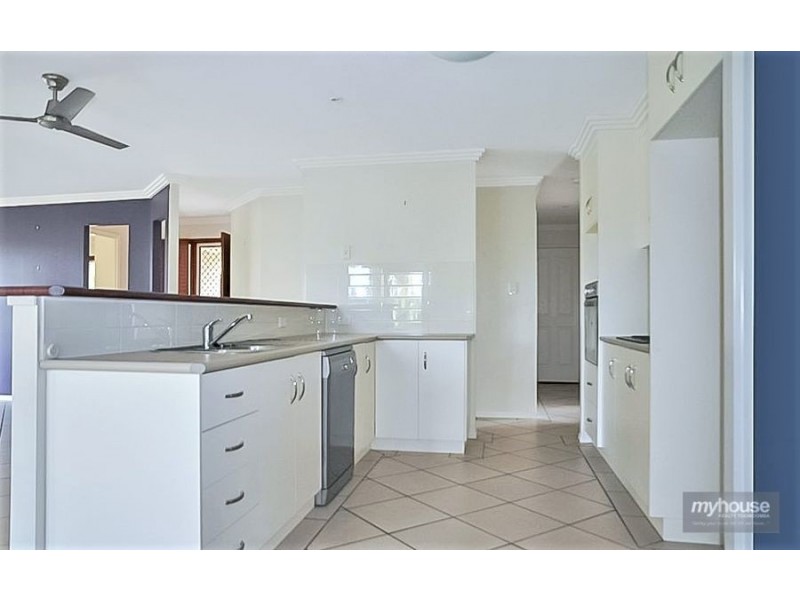 35 Willowburn Drive, Rockville QLD 4350