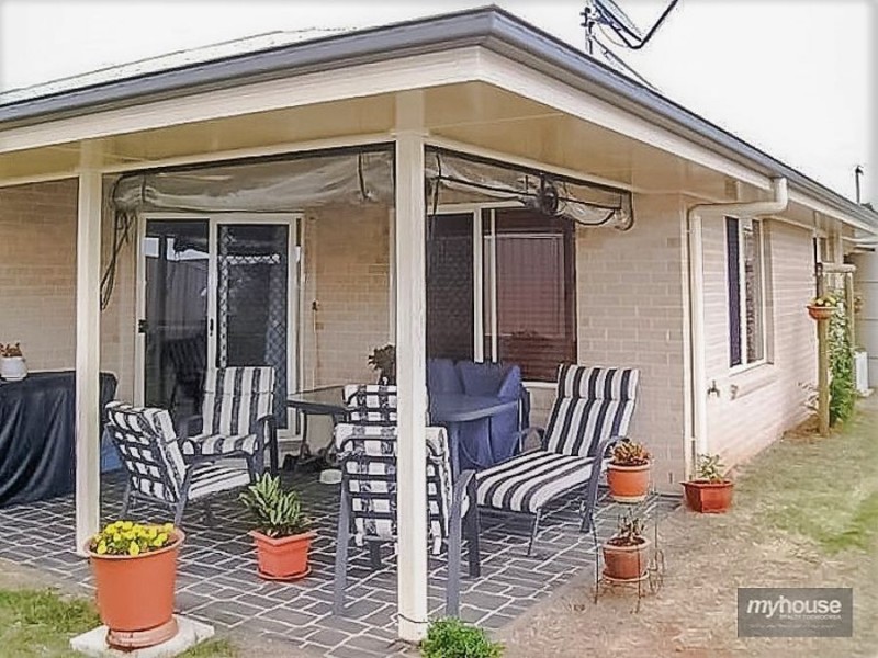 35 Willowburn Drive, Rockville QLD 4350