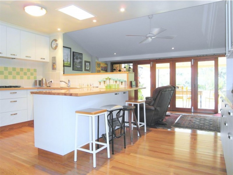 8 Cooloola Drive, Rangeville QLD 4350