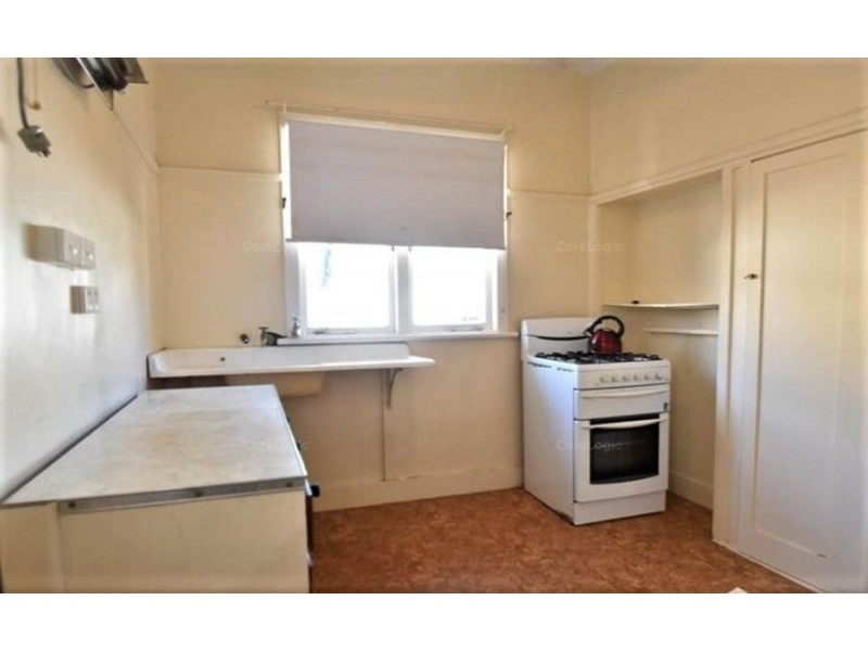 107 West Street, Newtown QLD 4350