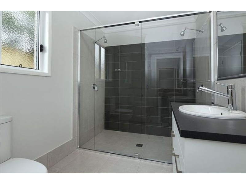 1/2a Ranfurley Street, Newtown QLD 4350