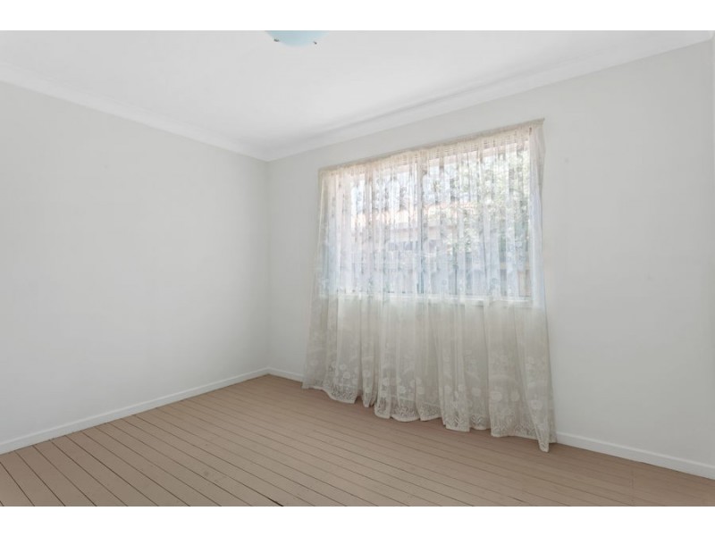 36 Hursley Road, Newtown QLD 4350