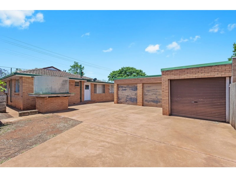 36 Hursley Road, Newtown QLD 4350