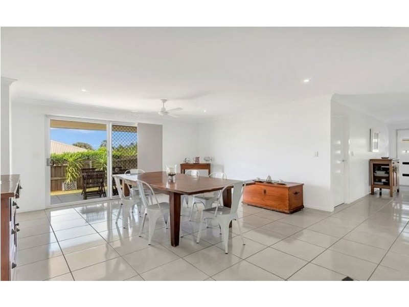1 Honeyeater Drive, Highfields QLD 4352
