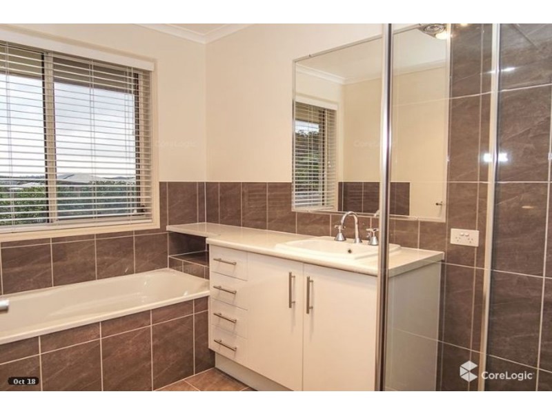 11 Panorama Crescent, Gowrie Junction QLD 4352