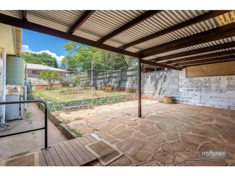 30 Gregory Street, Harlaxton QLD 4350
