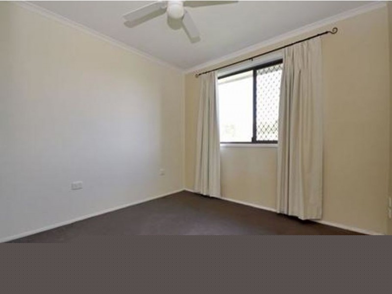8 Bhutan Court, Newtown QLD 4350