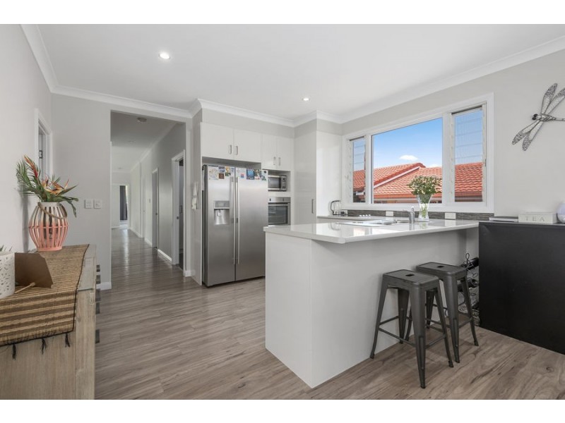 44 Llewellyn Street, Centenary Heights QLD 4350