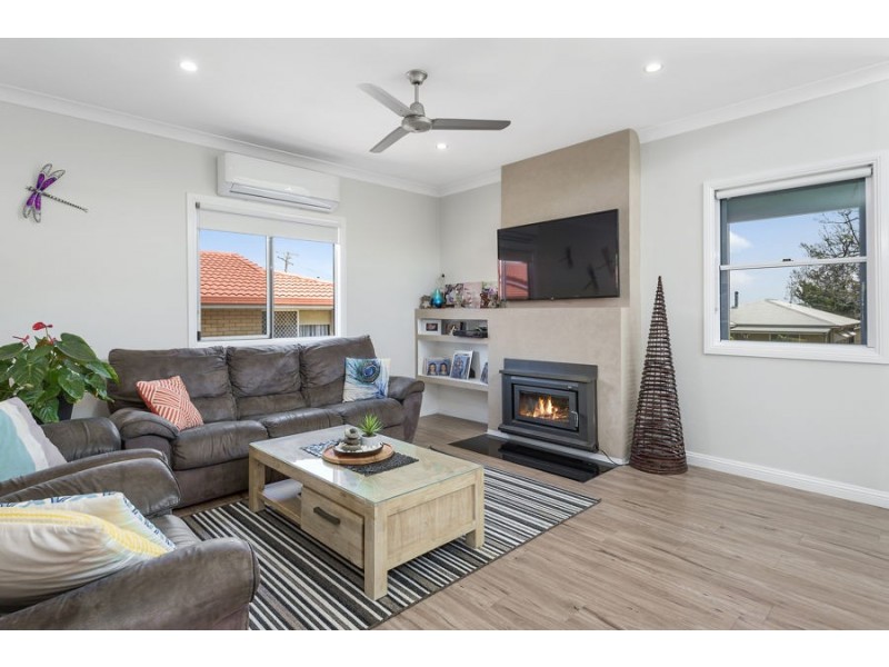 44 Llewellyn Street, Centenary Heights QLD 4350