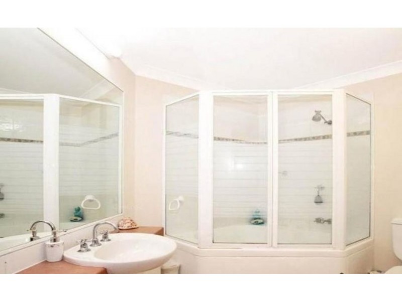 9/1-3 Links Court, Woorim QLD 4507