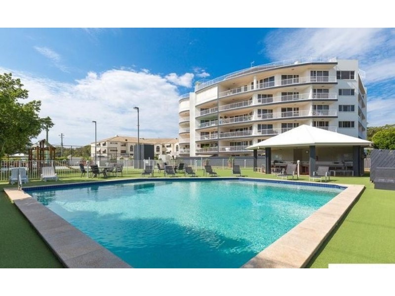 9/1-3 Links Court, Woorim QLD 4507