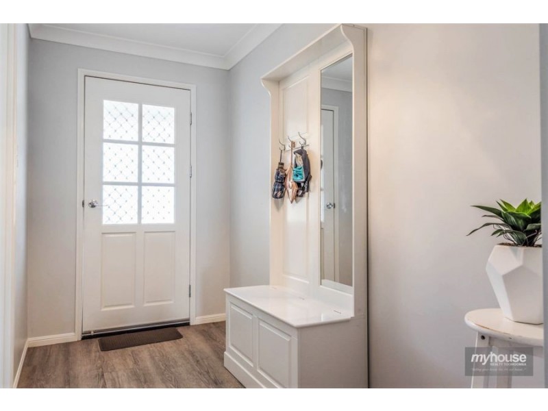 6 Butler Street, Greenmount QLD 4359