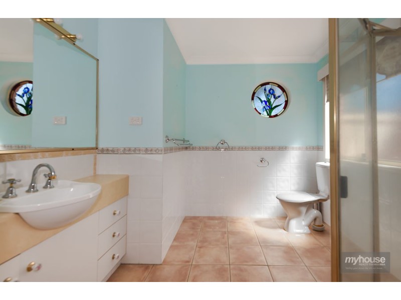 12 Tower Crescent, Gowrie Junction QLD 4352