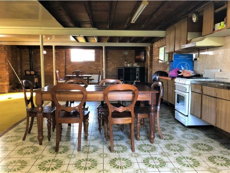 292 Tor Street, Rockville QLD 4350