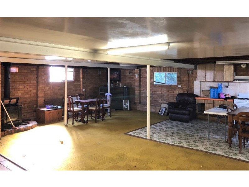 292 Tor Street, Rockville QLD 4350