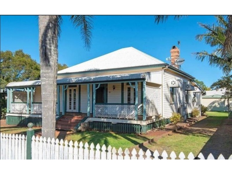 16 Gatfield Street, Newtown QLD 4350