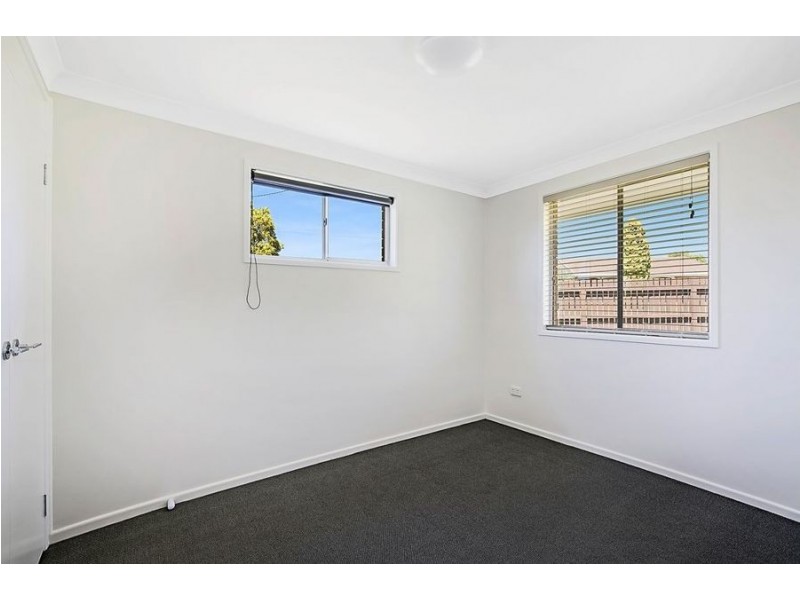 2/43 Jack Street, Darling Heights QLD 4350