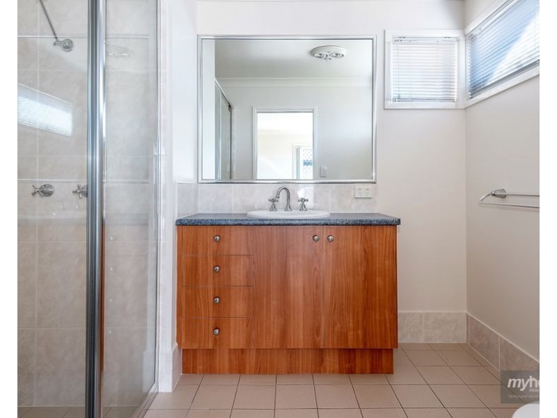 16 Diamantina Drive, Glenvale QLD 4350