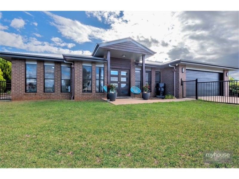 11 Kurrajong Court, Meringandan West QLD 4352