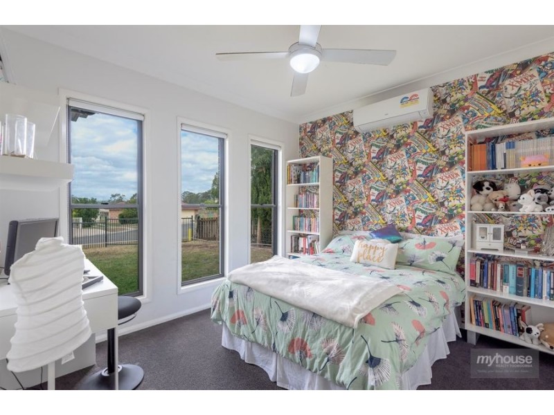 11 Kurrajong Court, Meringandan West QLD 4352
