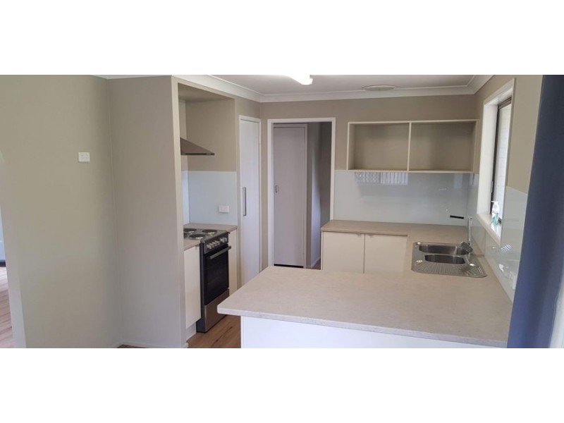 5 Ulm Court, Wilsonton QLD 4350