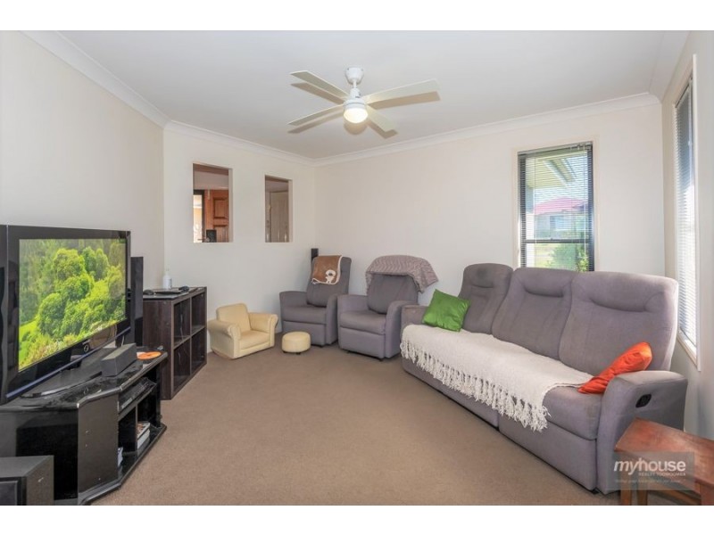 3 Jacaranda Court, Westbrook QLD 4350