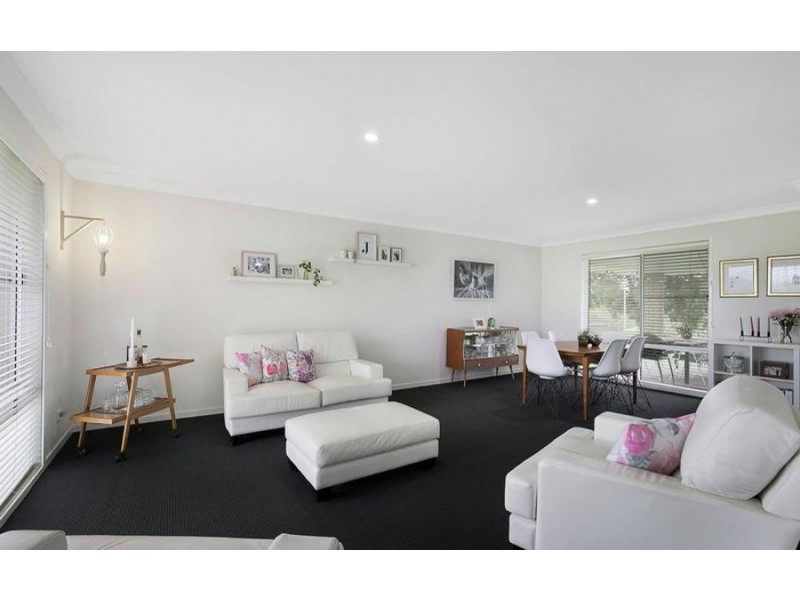 3 Pepperwood Place, Withcott QLD 4352