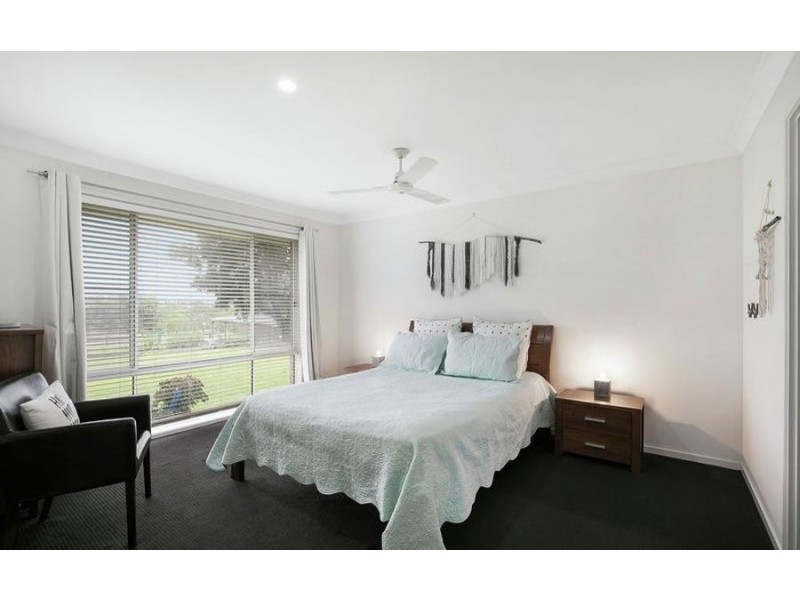 3 Pepperwood Place, Withcott QLD 4352