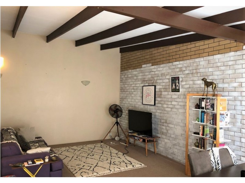 4 McQuade Street, Kearneys Spring QLD 4350