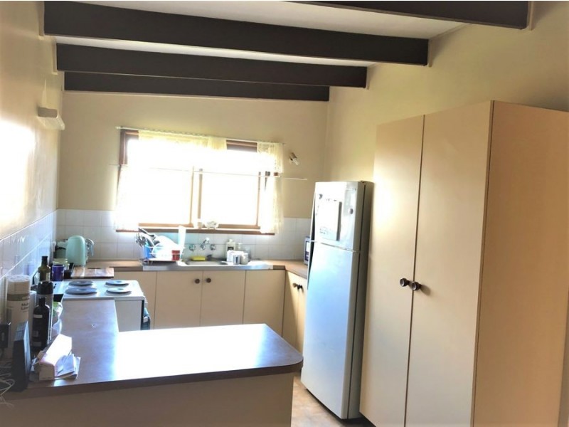 4 McQuade Street, Kearneys Spring QLD 4350