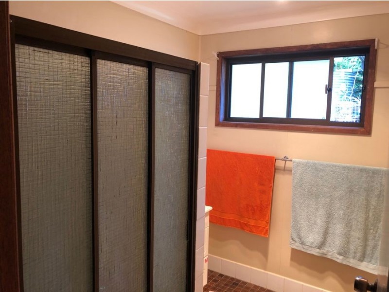 4 McQuade Street, Kearneys Spring QLD 4350