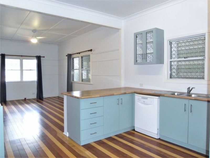 89 Anzac Avenue, Newtown QLD 4350