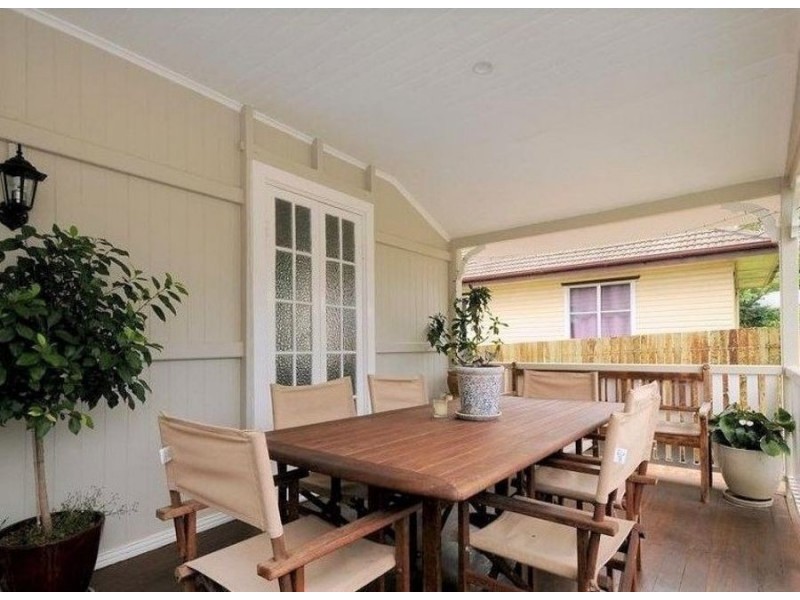 9 Sir Street, North Toowoomba QLD 4350