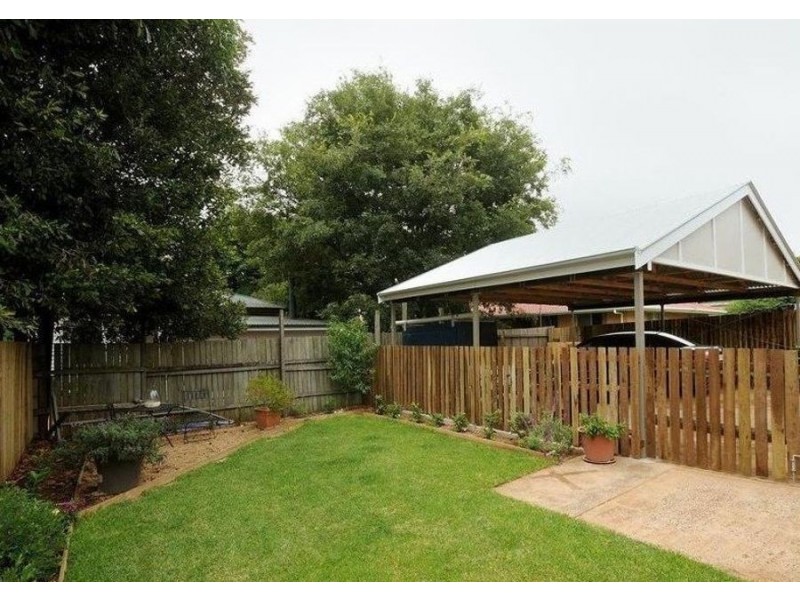 9 Sir Street, North Toowoomba QLD 4350