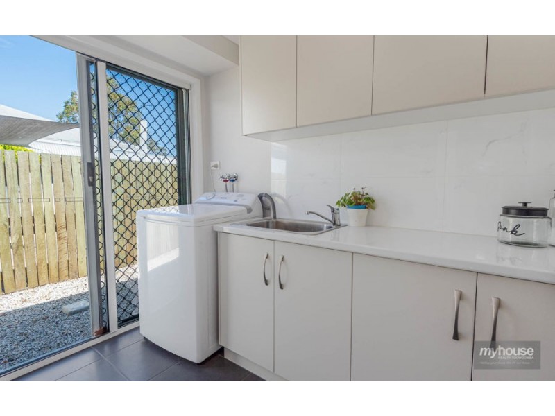 12 Bunkers Hill School Road, Westbrook QLD 4350