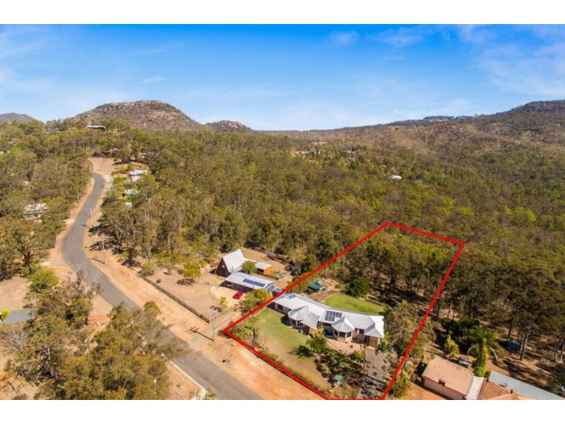 25 Berghofer Drive, Withcott QLD 4352