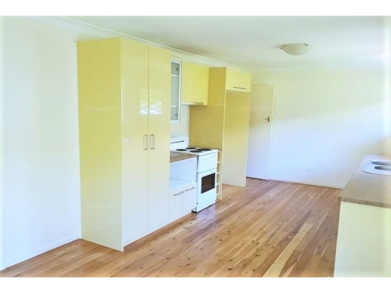 339 West Street, Harristown QLD 4350