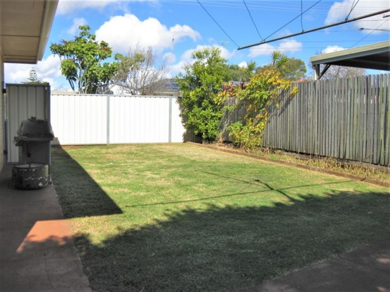 339 West Street, Harristown QLD 4350