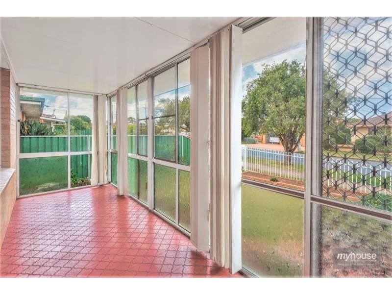 11 Erin Street, Wilsonton QLD 4350