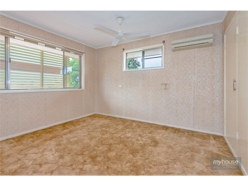 11 Erin Street, Wilsonton QLD 4350