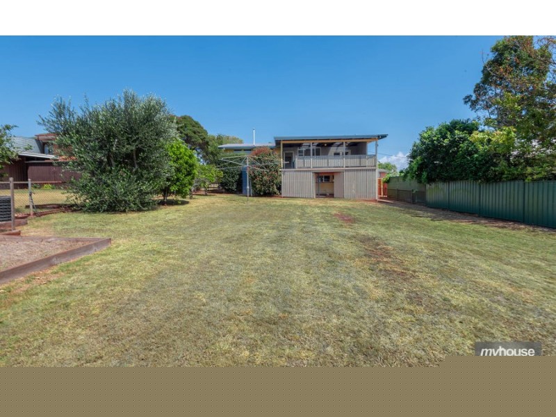 6 Schloss Street, Centenary Heights QLD 4350