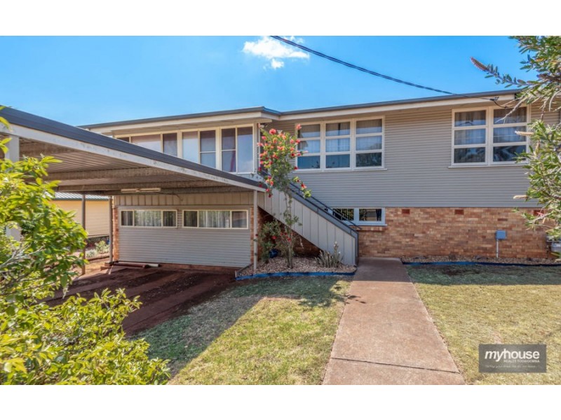 6 Schloss Street, Centenary Heights QLD 4350