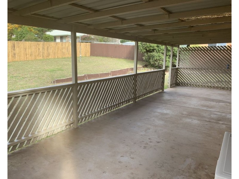 10 Burgundy Street, Wilsonton Heights QLD 4350