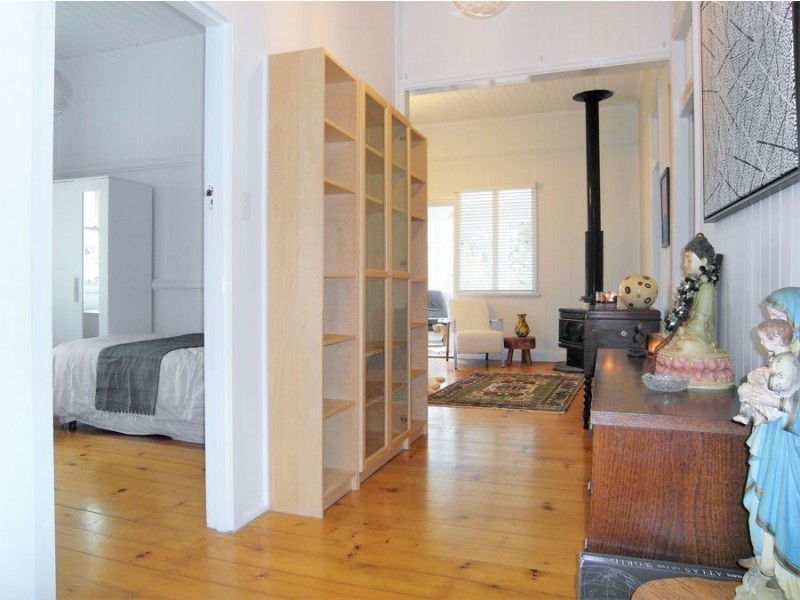 54 Rome Street, Newtown QLD 4350