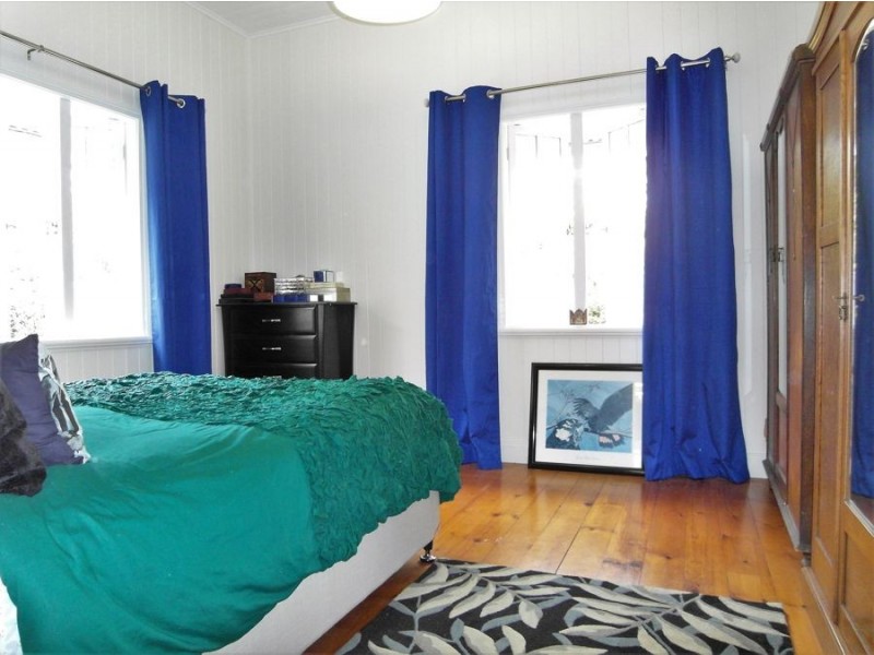 54 Rome Street, Newtown QLD 4350