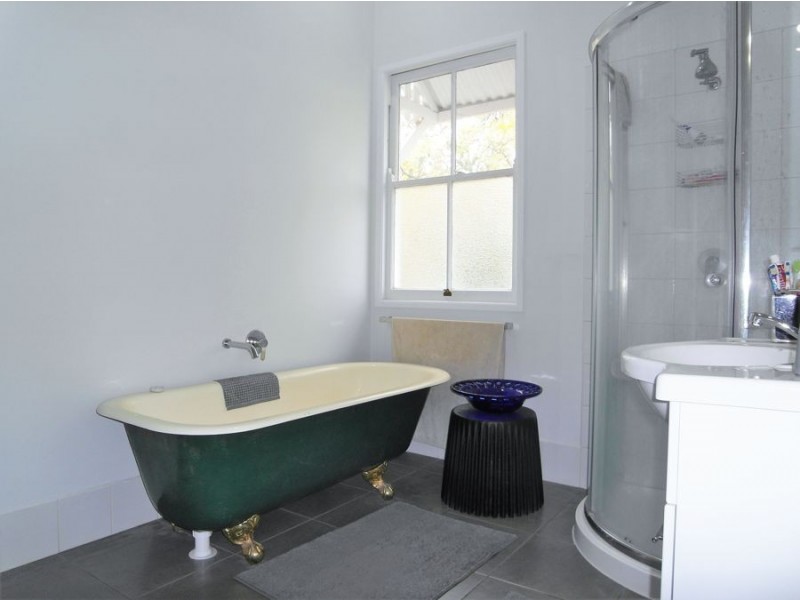 54 Rome Street, Newtown QLD 4350