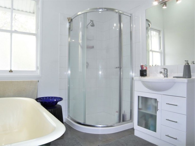 54 Rome Street, Newtown QLD 4350