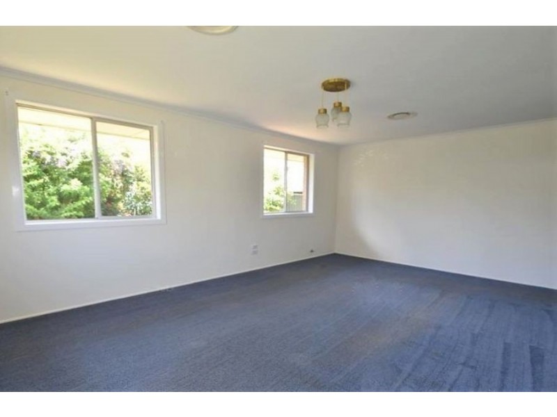 11 Regent Street, Darling Heights QLD 4350